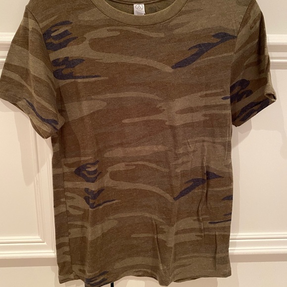 Army Green T-shirt - Picture 1 of 1
